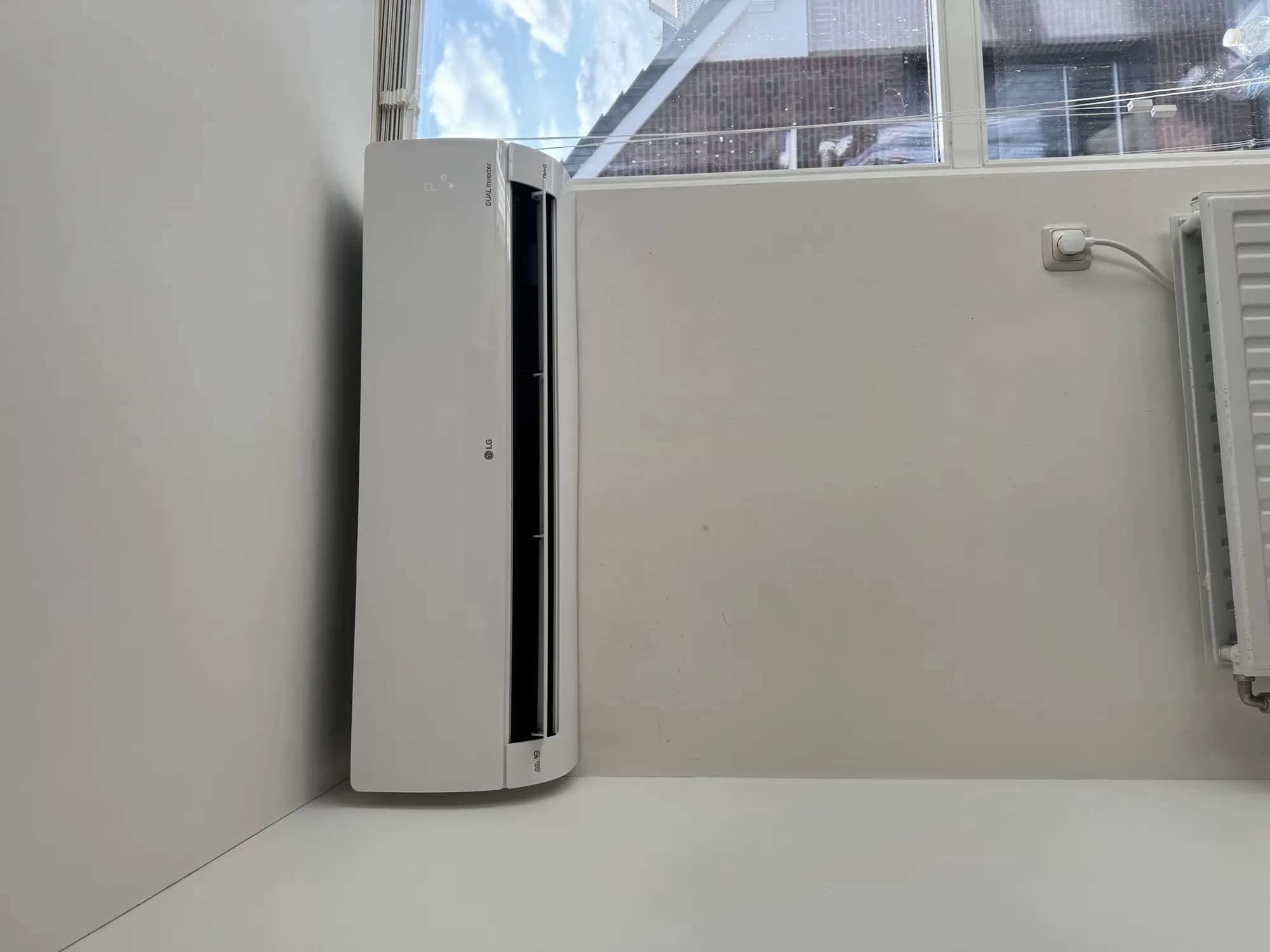 LG 7kW Deluxe airco in Uden - afbeelding 2